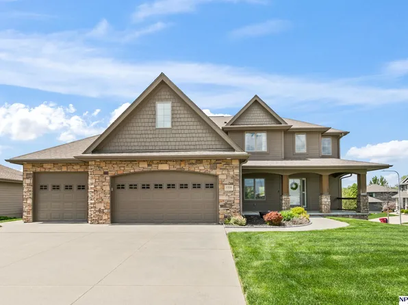 1504 S 210th St, Elkhorn, NE 68022