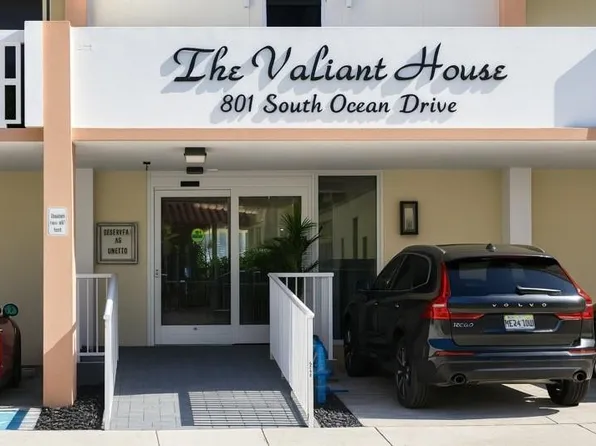 801 S Ocean Drive #206, Hollywood, FL 33019