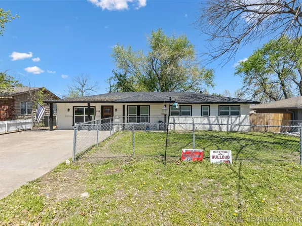 321 E Maple St, Skiatook, OK 74070