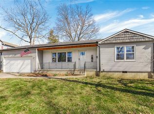 1215 N 25th St, Saint Joseph, MO 64506