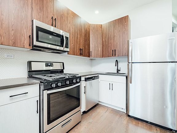 2nd image of 13 Palmetto St #3R