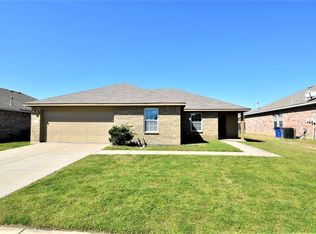 927 Brooke Forrest Dr, Dallas, TX 75253