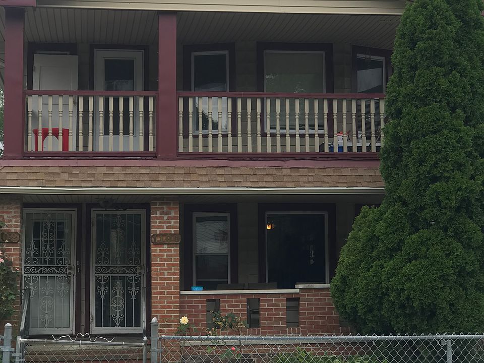 1st image of 1100 E 143rd St