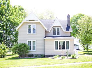 43 W Liberty St, Quincy, MI 49082