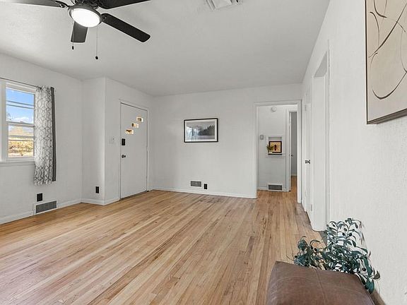 5th image of 1810 W 32nd St