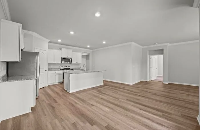 14335 Lannister Ln — Photo 5