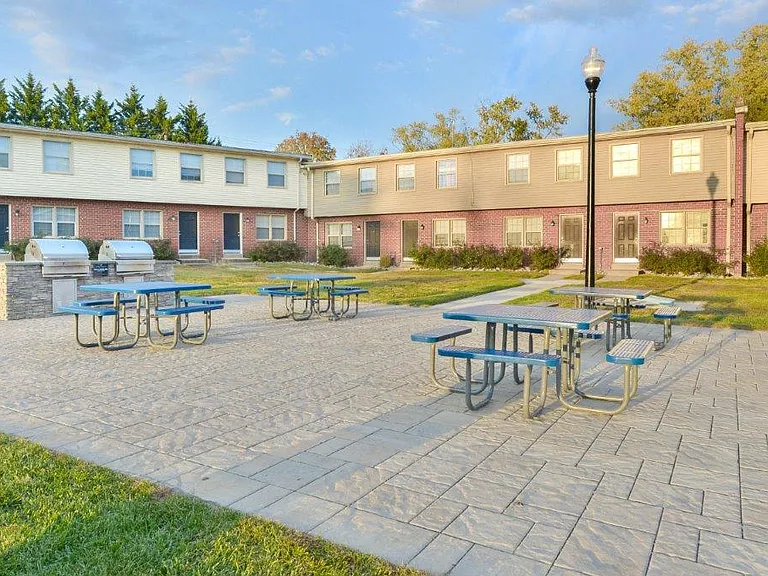 The Village of Chartleytowne Apartments and Townhomes — Photo 20