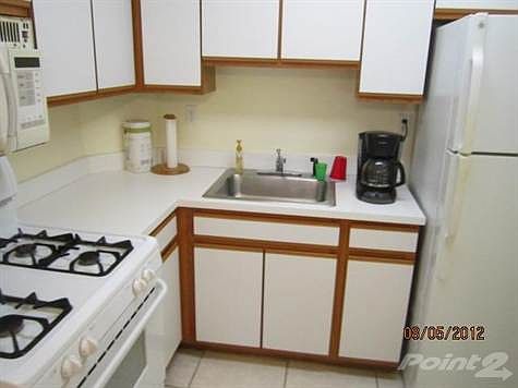 5th image of 1530 Pennsylvania Ave APT 202