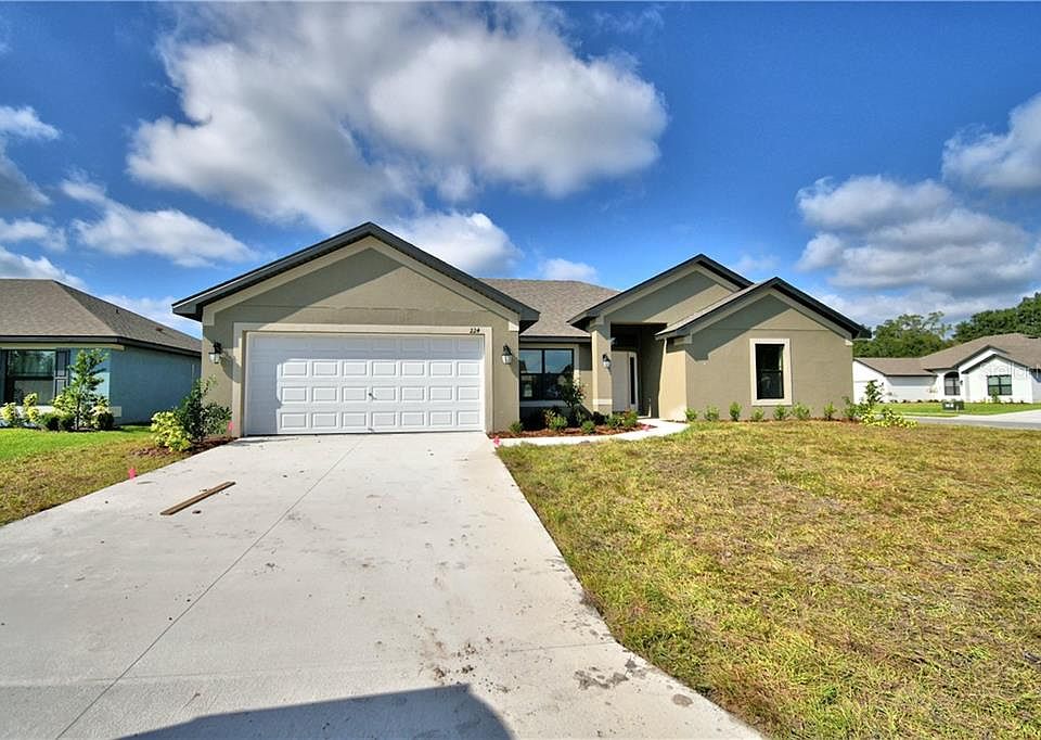 1st image of 224 Heritage Park Ln
