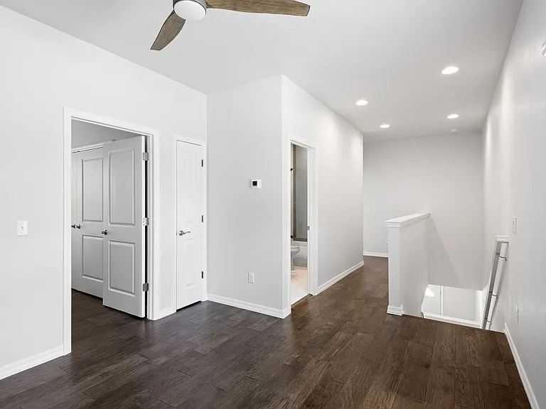 537 Sunbranch Ln — Photo 8