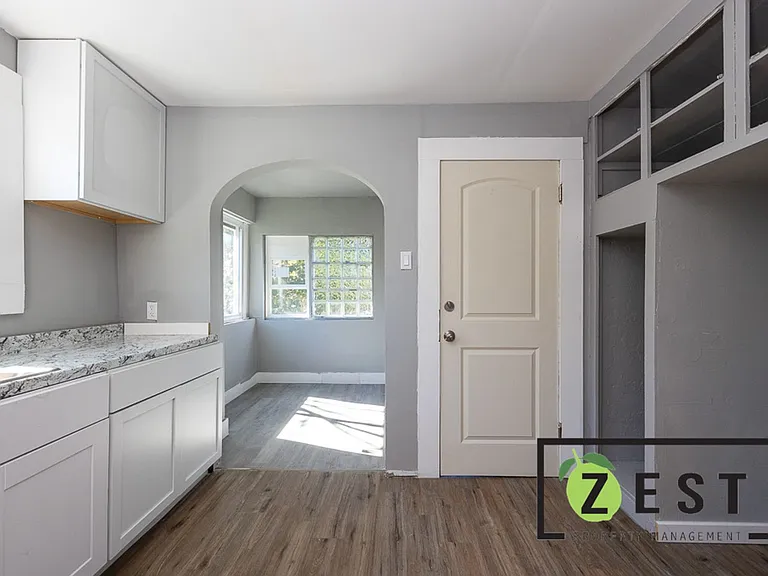 5235 Haverhill — Photo 16