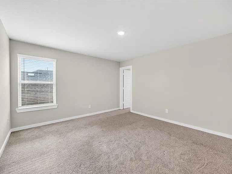 21619 Coral Mist Dr — Photo 29