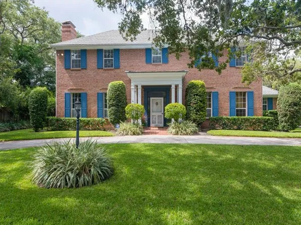 2911 W Hawthorne Rd, Tampa, FL 33611