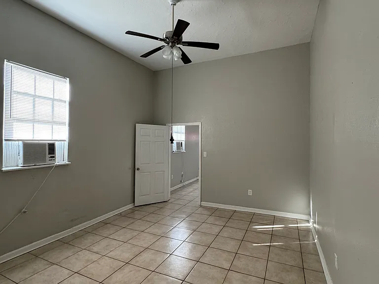2234 Iberville St — Photo 4