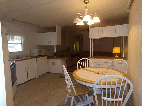 3rd image of 4187 S 88th Court S