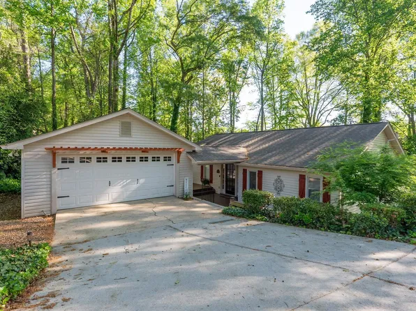 107 Stone Ridge Ct, Greer, SC 29650