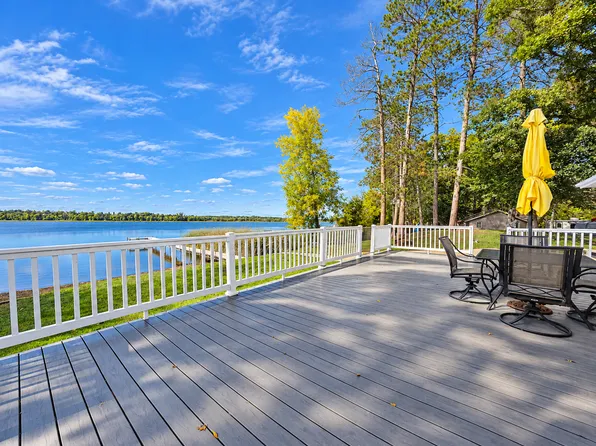 38403 E Blueberry Dr, Menahga, MN 56464