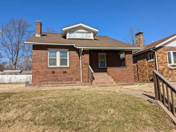 515 S 20th St, Belleville, IL 62226
