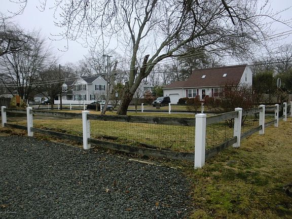 5th image of 2222 Adams Ave