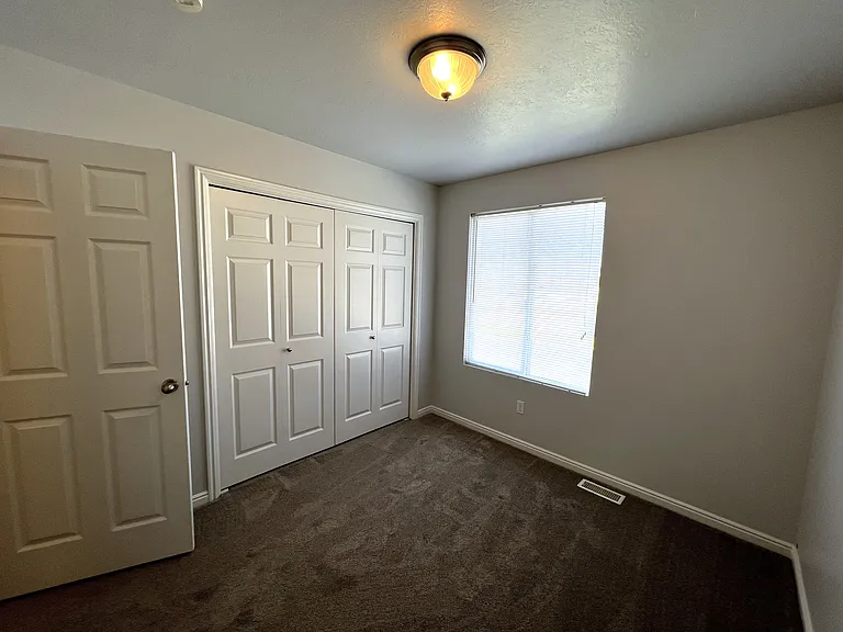 1517 W 600 N — Photo 7