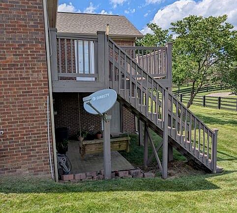 5th image of 1143 Southern Hills Dr