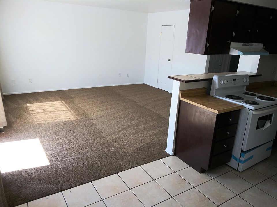 1st image of 4755 Corsaire Ave #2