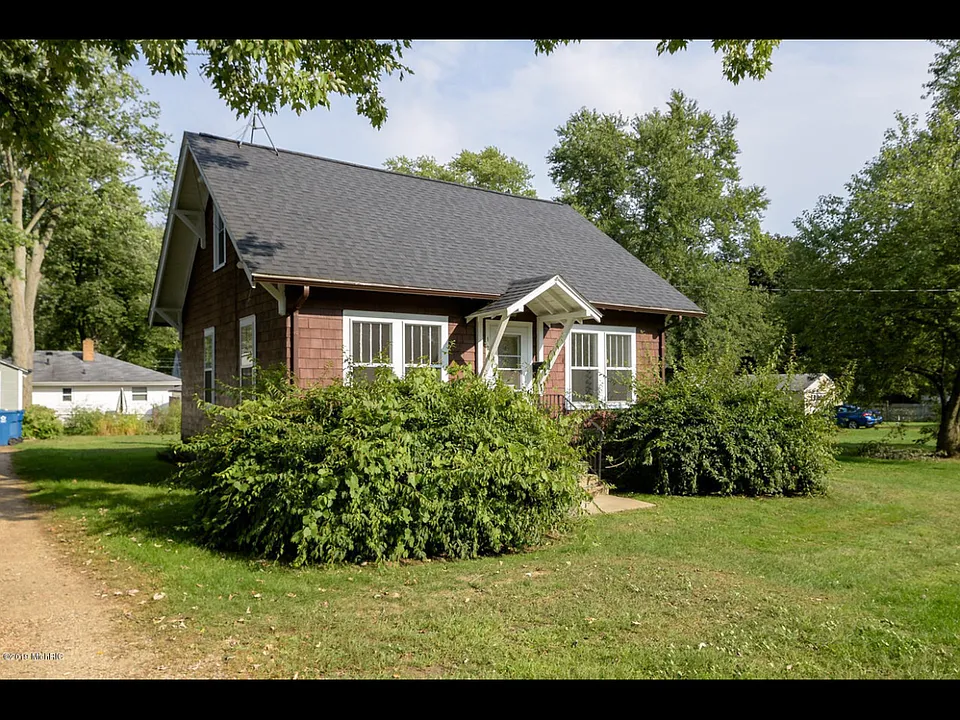 1242 Wayside Rd
