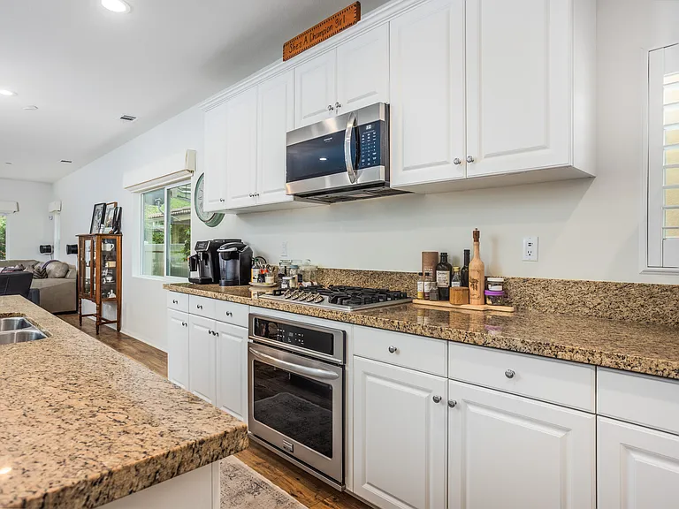 35647 Garrano Ln — Photo 14