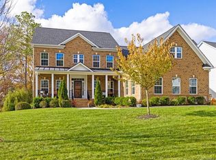 6318 Red Setter Ln, Moseley, VA 23120