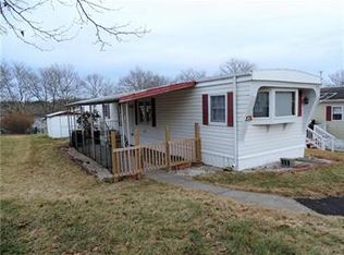 17 Hickory Hills Dr, Bath, PA 18014