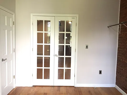 Rented by Brooklyn Key | media 70