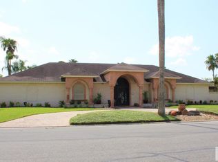 301 Palm Valley Dr E, Harlingen, TX 78552