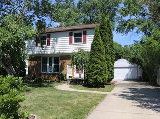 2311 Pleasant Grove Rd, Lansing, MI 48910