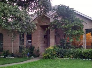 2003 Diamond Ridge Dr, Carrollton, TX 75010