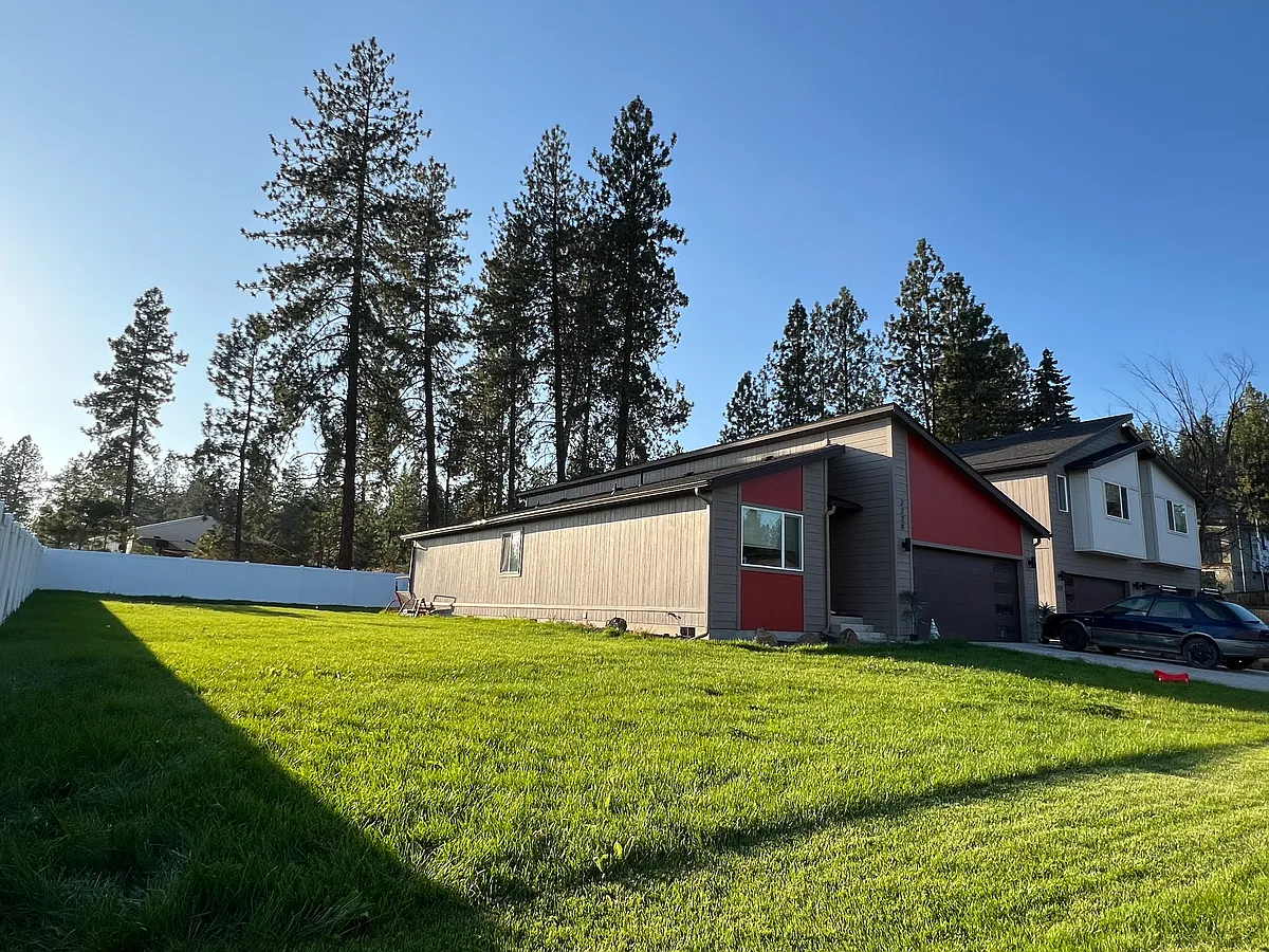 Building Photo - 2228 E Winger Rd