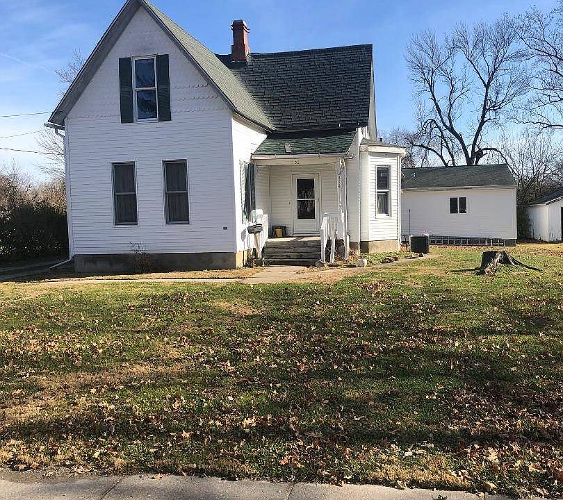1st image of 102 N Carr St