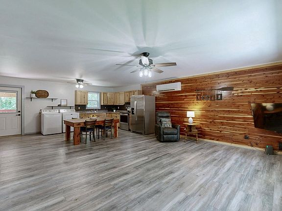 5th image of 313 Bent Tree Estate Ln