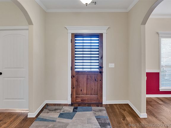 4th image of 9416 N 95th East Pl