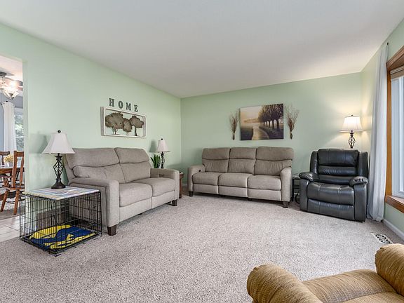 4th image of 7277 Leawood St