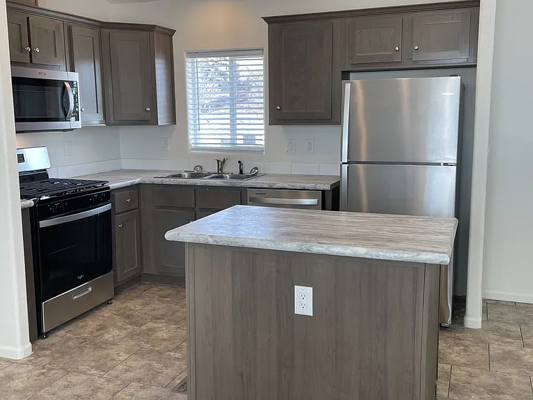 3405 Sinton Rd #27 — Photo 4
