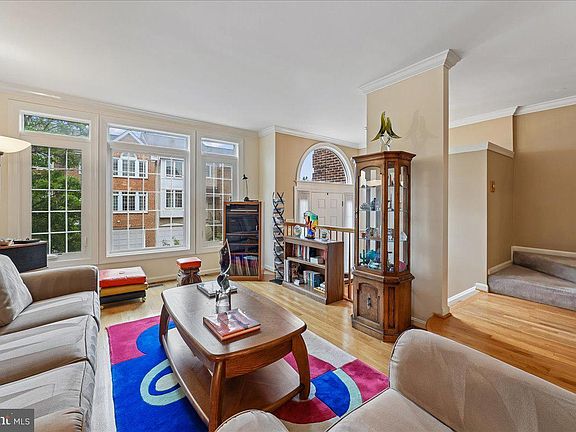 3rd image of 6488 Sharon Kay Ct