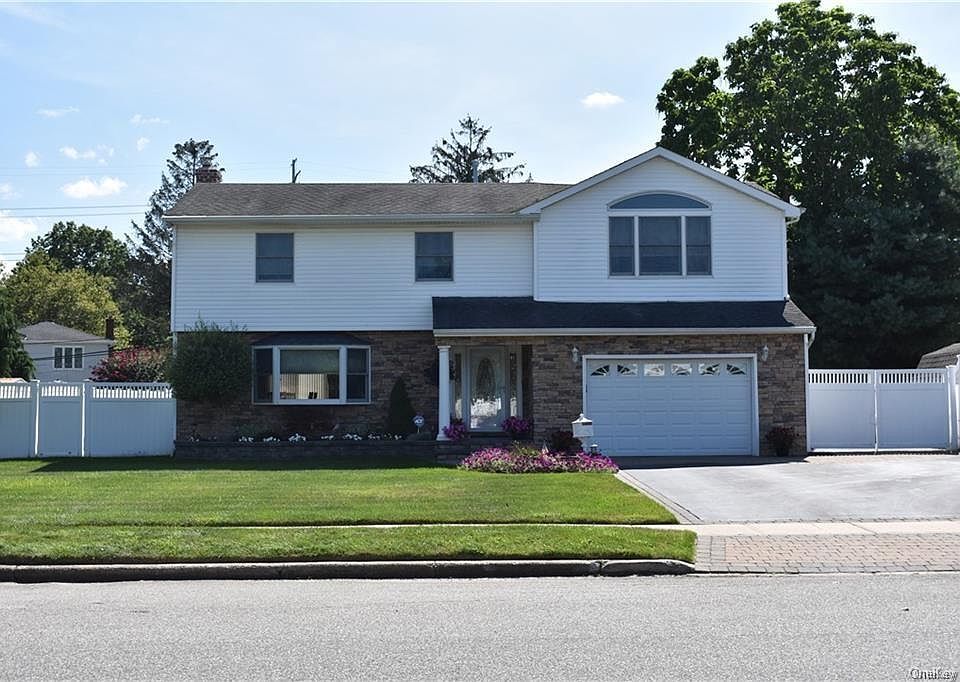 66 Pawnee Drive, Commack, NY 11725 Zillow