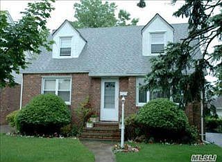 1st image of 94 Woodlawn Ave