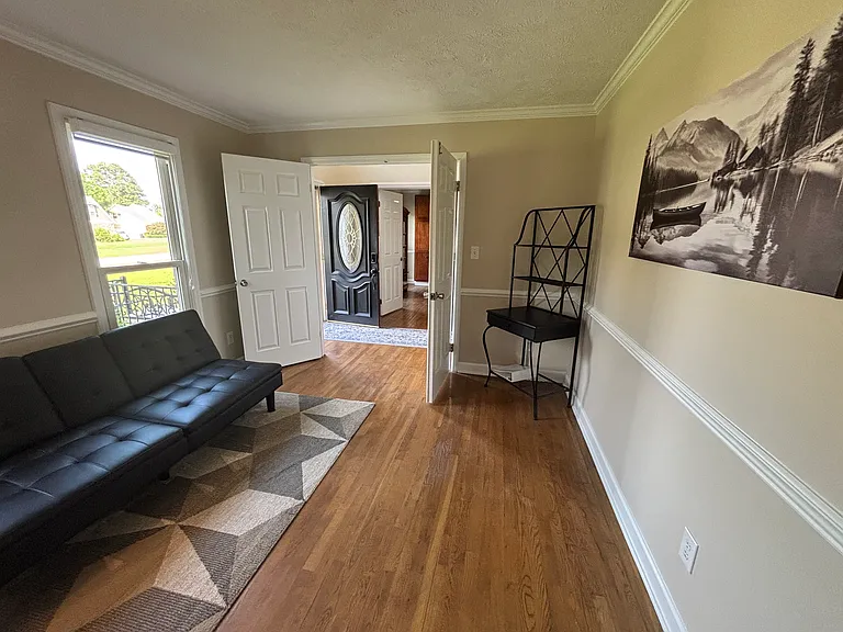468 Derby Ln — Photo 21