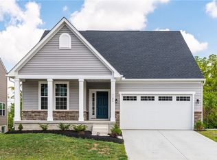 7194 Honeylocust St, Tipp City, OH 45371