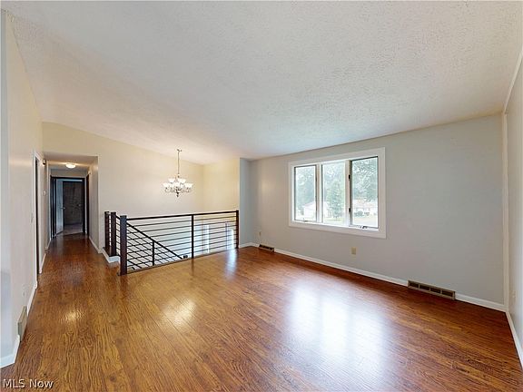 3rd image of 5484 Vermouth St NW