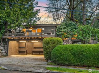10223 66th Ave S, Seattle, WA