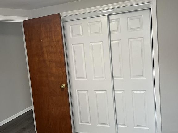 5th image of 2508 N 72nd Ct