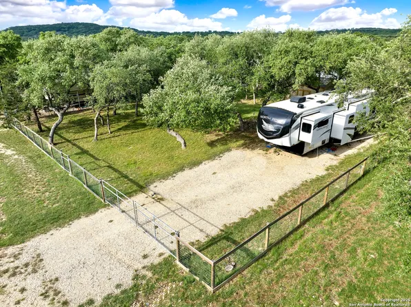 690 Private Road 1511 LOT 58, Bandera, TX 78003