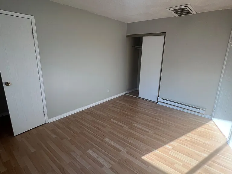 1569A Kingston Rd — Photo 13